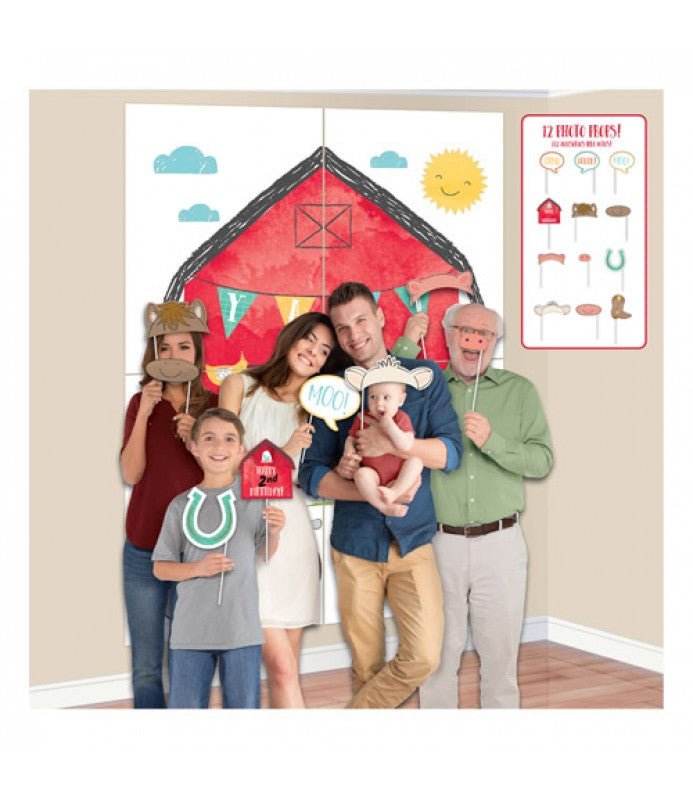 Scene Setters® - Barnyard Birthday w/Photo Props