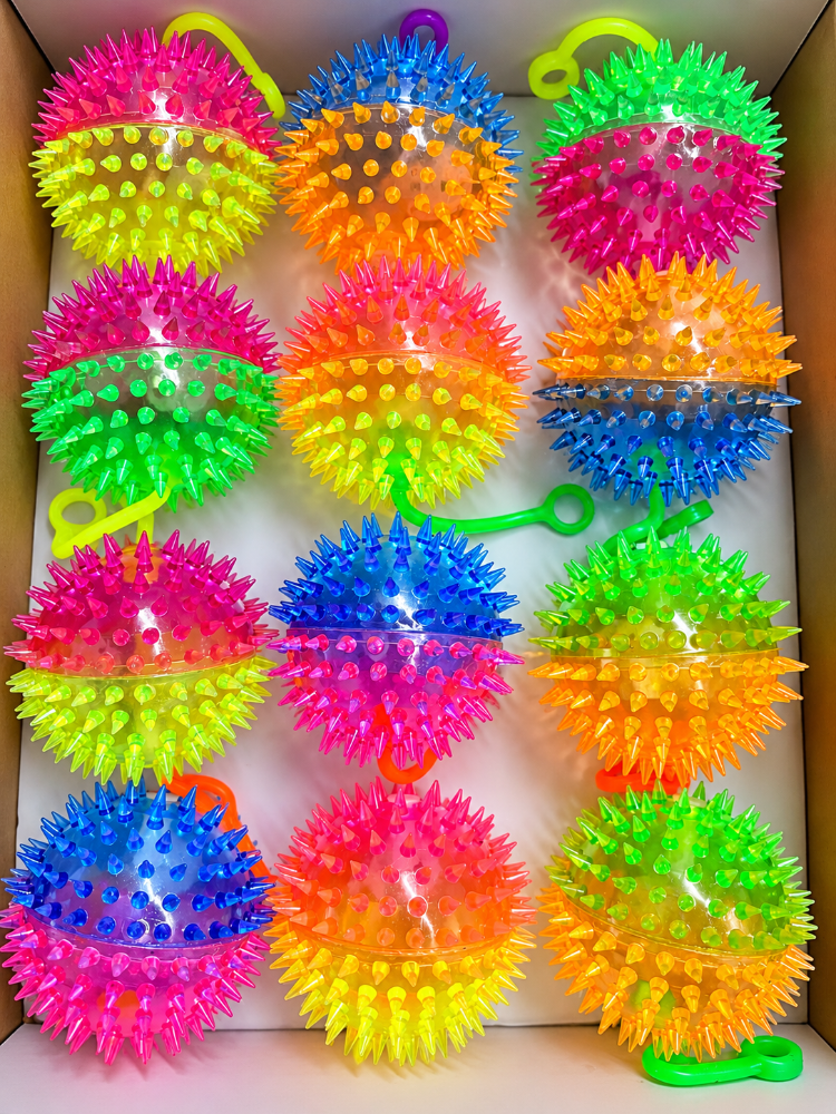 3" Flashing Spiky Balls (12ct)