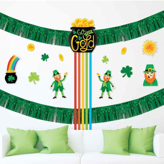St Patrick's Day Decorating Kit - Amscan